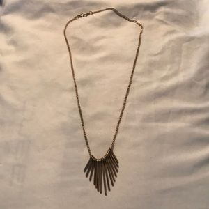 Layering design necklace